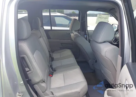 2015 Honda Pilot Lx z USA, uszkodzony, nr VIN 5FNYF4H23FB042199